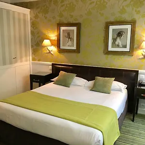 *** Aparthotel Elysees France